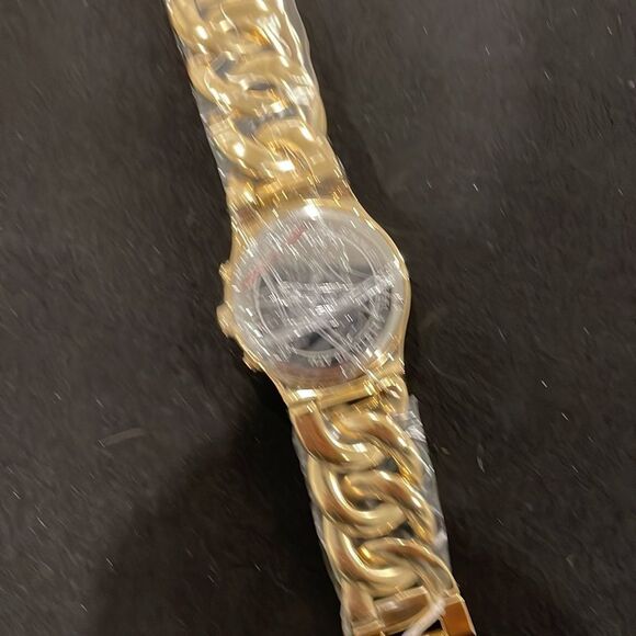 NIB Gold Runway Michael Kors Watch - Picture 3 of 8